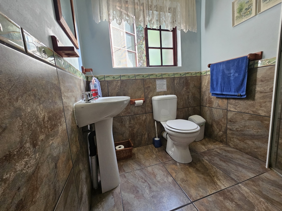 6 Bedroom Property for Sale in Sea Park KwaZulu-Natal