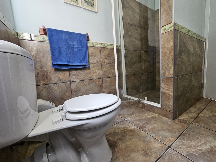 6 Bedroom Property for Sale in Sea Park KwaZulu-Natal