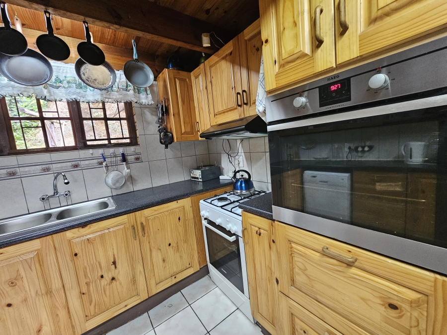 6 Bedroom Property for Sale in Sea Park KwaZulu-Natal