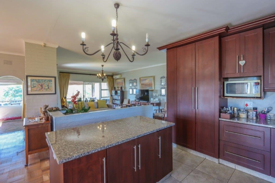 4 Bedroom Property for Sale in Dawncliffe KwaZulu-Natal