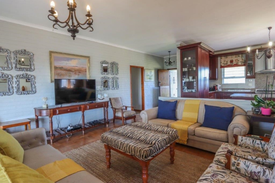 4 Bedroom Property for Sale in Dawncliffe KwaZulu-Natal