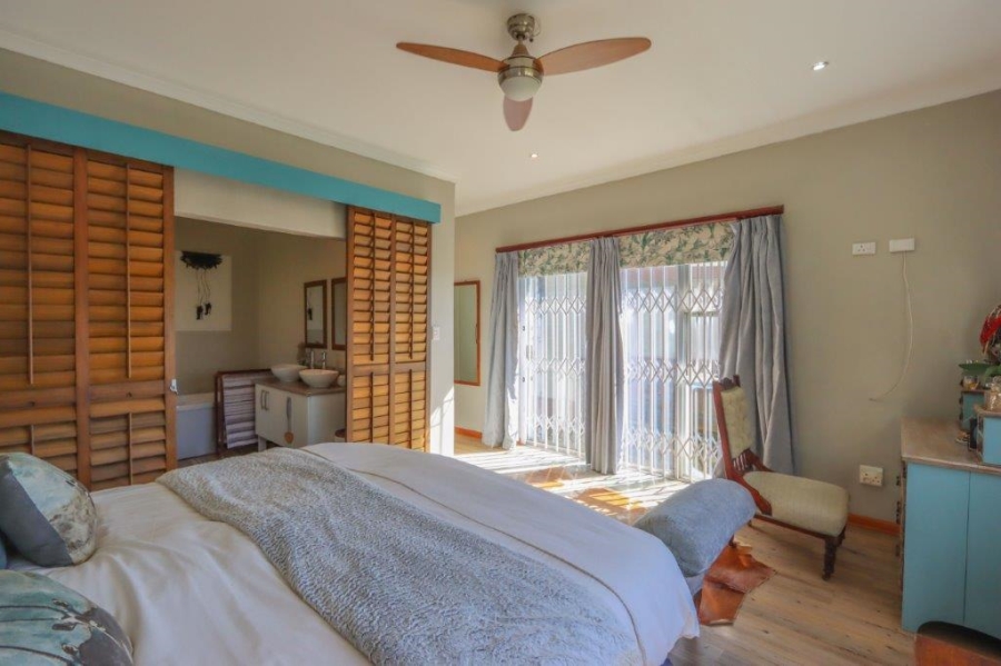 4 Bedroom Property for Sale in Dawncliffe KwaZulu-Natal