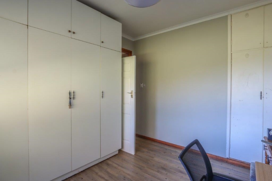 4 Bedroom Property for Sale in Dawncliffe KwaZulu-Natal