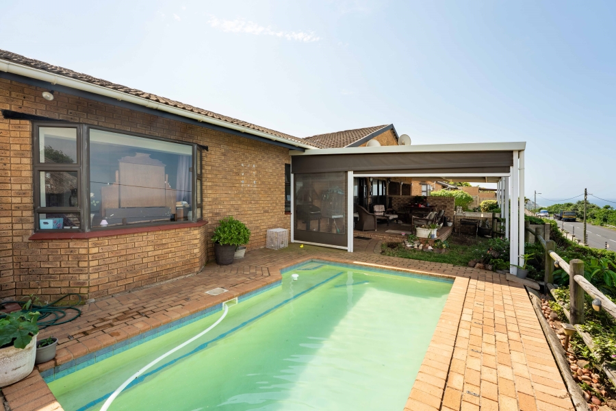 To Let 3 Bedroom Property for Rent in Athlone Park KwaZulu-Natal