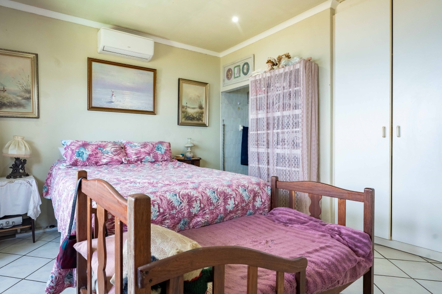 To Let 3 Bedroom Property for Rent in Athlone Park KwaZulu-Natal