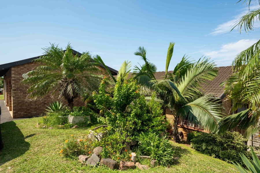 To Let 3 Bedroom Property for Rent in Athlone Park KwaZulu-Natal