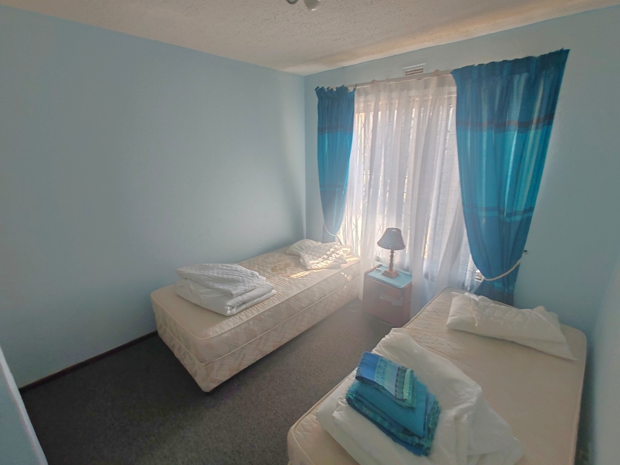 3 Bedroom Property for Sale in Lawrence Rocks KwaZulu-Natal