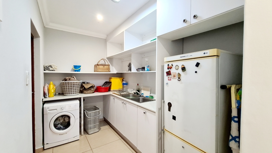 4 Bedroom Property for Sale in Pennington KwaZulu-Natal