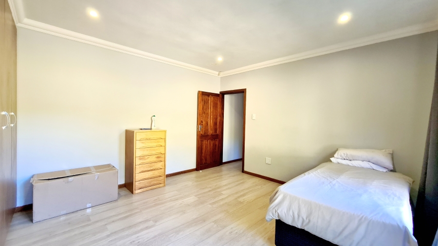 4 Bedroom Property for Sale in Pennington KwaZulu-Natal