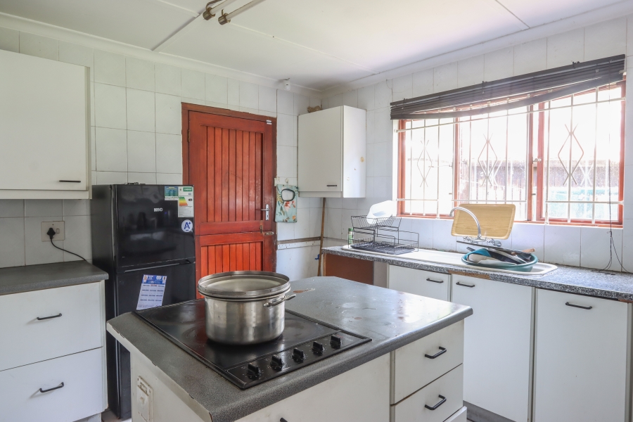 To Let 4 Bedroom Property for Rent in Westville Central KwaZulu-Natal