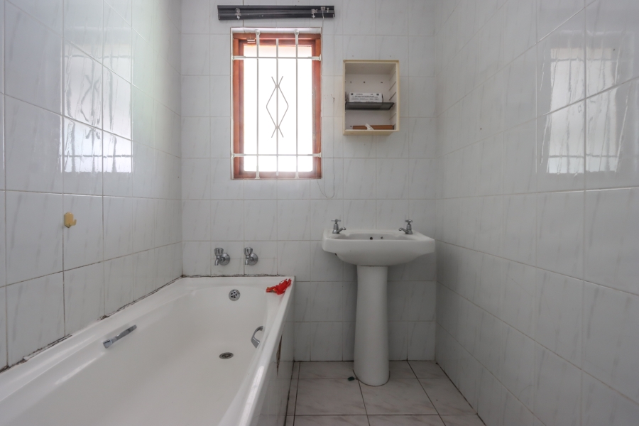 To Let 4 Bedroom Property for Rent in Westville Central KwaZulu-Natal