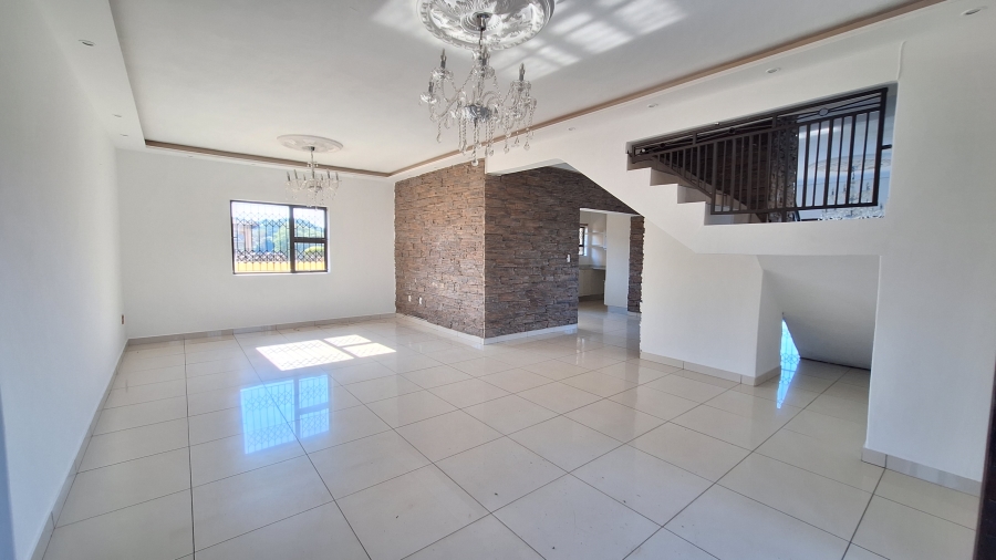 3 Bedroom Property for Sale in Amanzimtoti KwaZulu-Natal