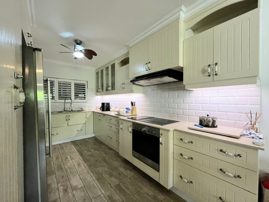 To Let 3 Bedroom Property for Rent in Compensation Beach KwaZulu-Natal