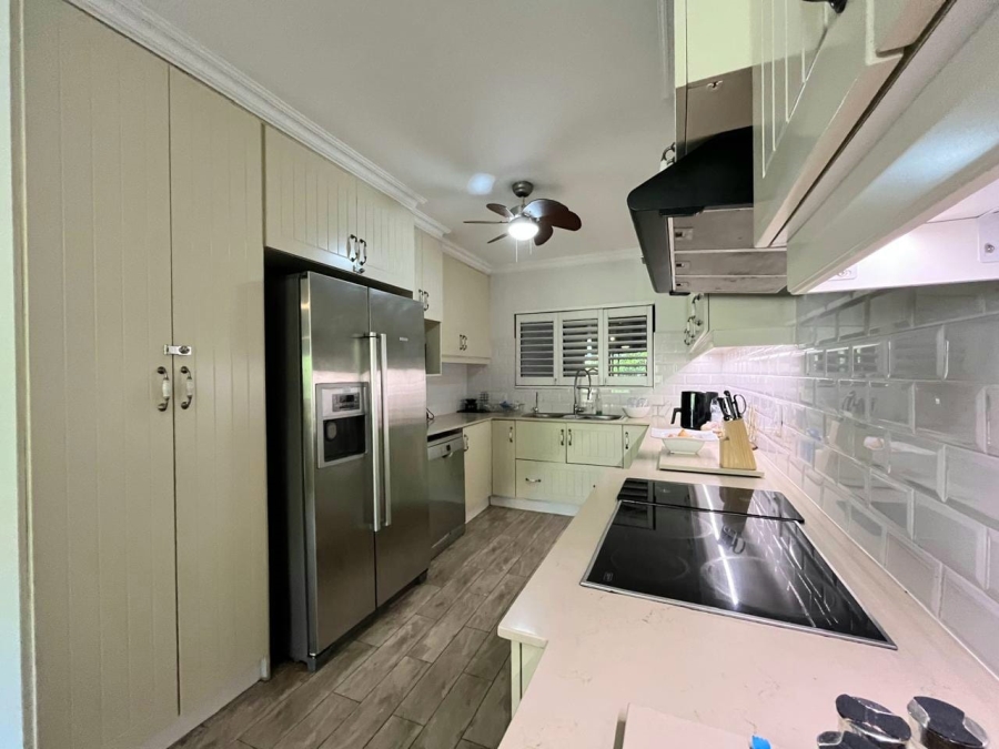 To Let 3 Bedroom Property for Rent in Compensation Beach KwaZulu-Natal