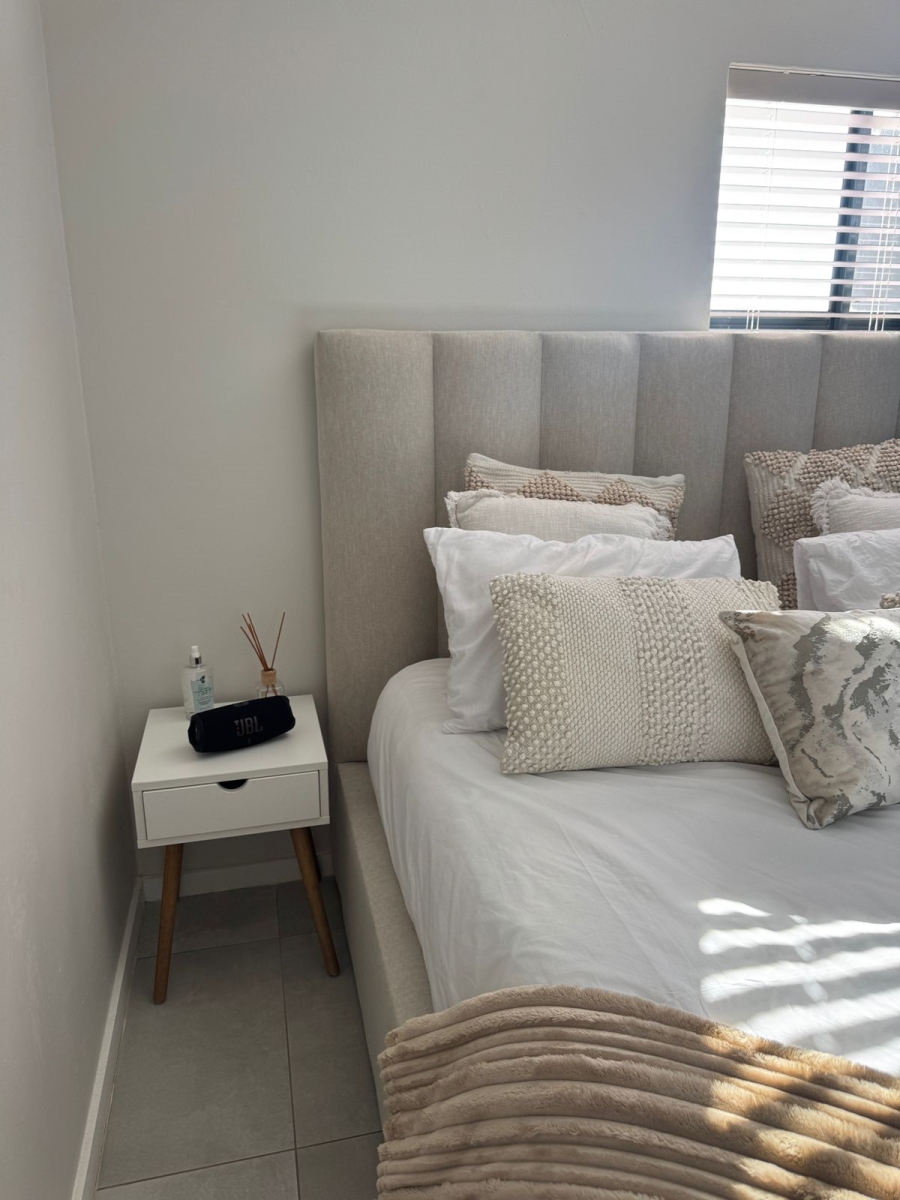 To Let 2 Bedroom Property for Rent in Waterfall KwaZulu-Natal