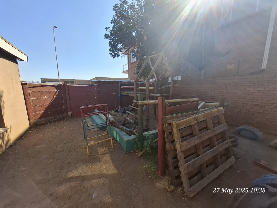 To Let commercial Property for Rent in Newcastle KwaZulu-Natal