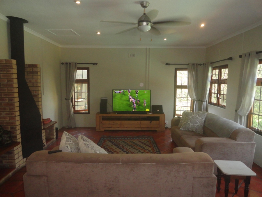 To Let 4 Bedroom Property for Rent in Hatton Estate KwaZulu-Natal