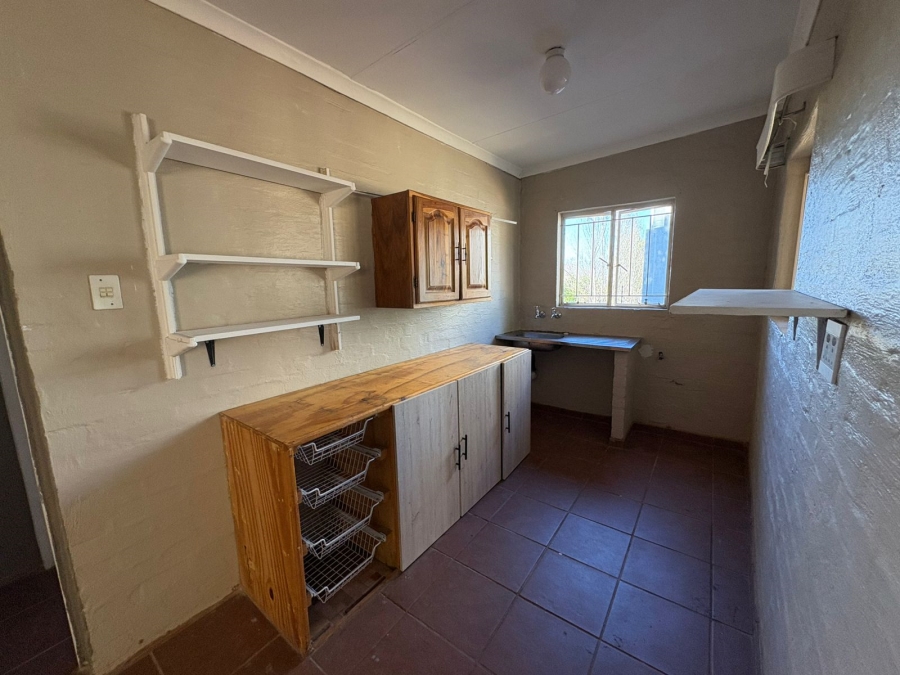 To Let 1 Bedroom Property for Rent in Signal Hill KwaZulu-Natal