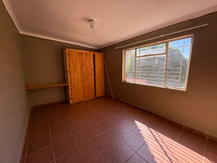 To Let 1 Bedroom Property for Rent in Signal Hill KwaZulu-Natal