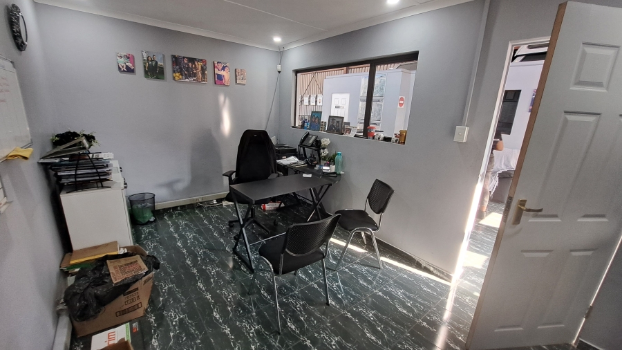 To Let commercial Property for Rent in Alton KwaZulu-Natal