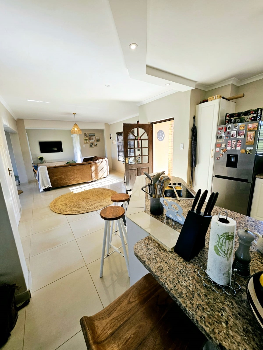 3 Bedroom Property for Sale in Clifton Hill Estate KwaZulu-Natal