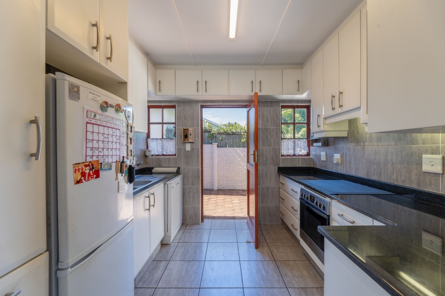 3 Bedroom Property for Sale in Sunningdale KwaZulu-Natal