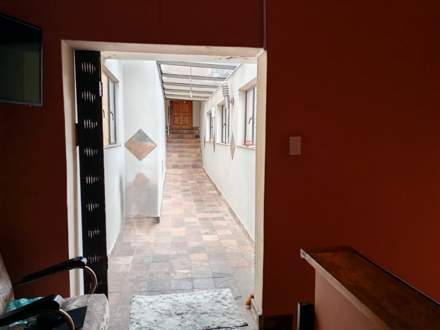 3 Bedroom Property for Sale in Ocean View KwaZulu-Natal