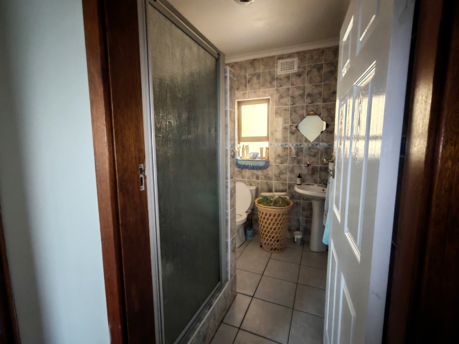 3 Bedroom Property for Sale in Ocean View KwaZulu-Natal