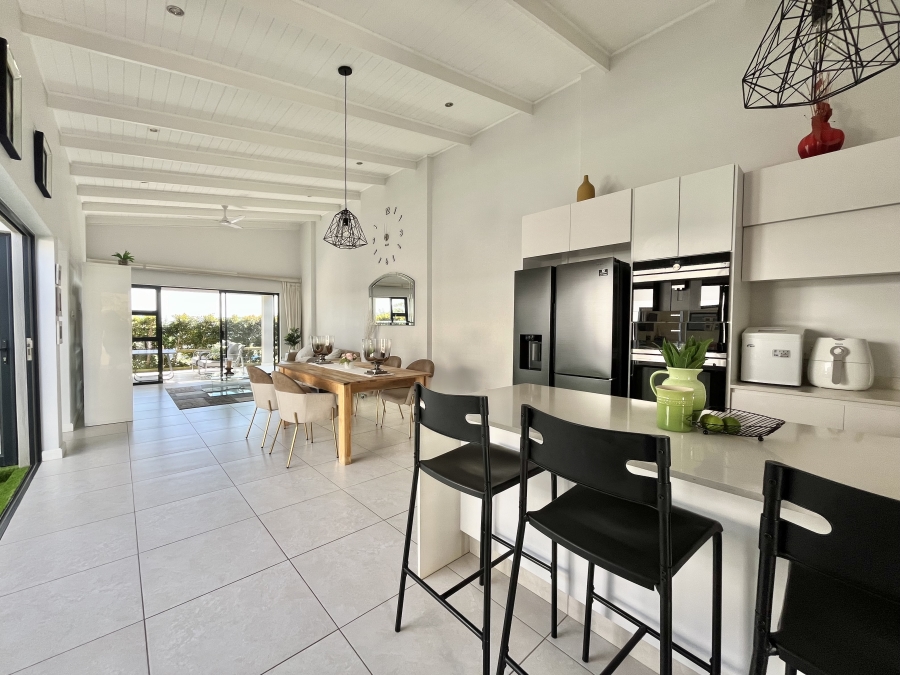 3 Bedroom Property for Sale in Shakas Rock KwaZulu-Natal