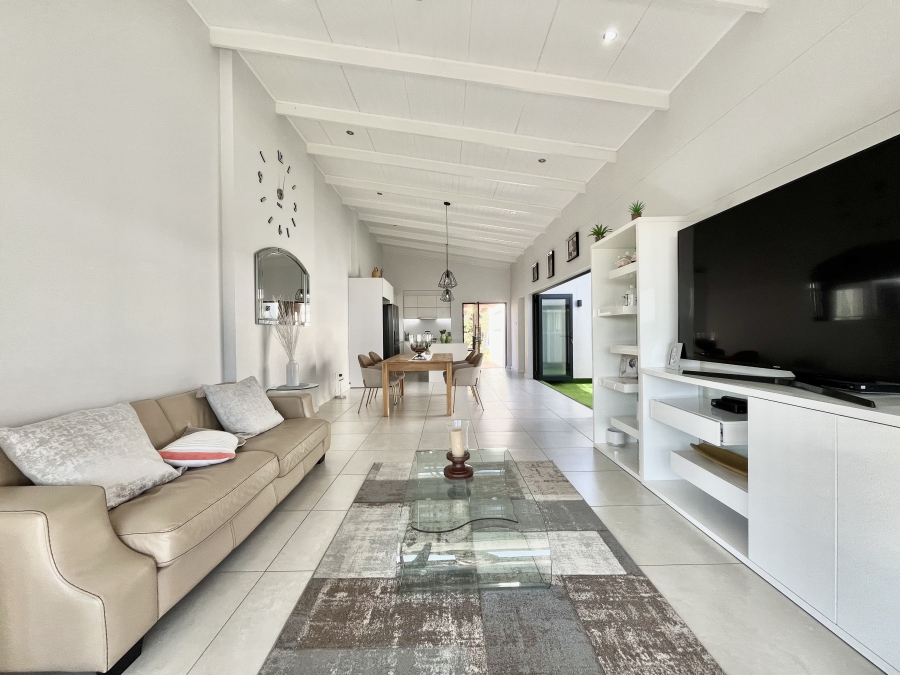 3 Bedroom Property for Sale in Shakas Rock KwaZulu-Natal
