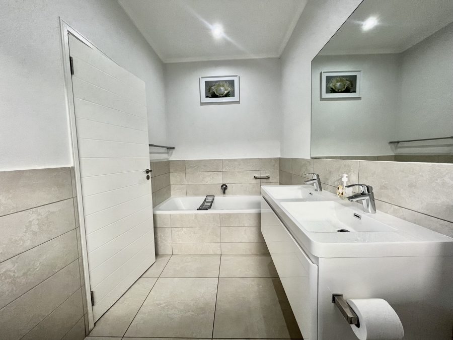 3 Bedroom Property for Sale in Shakas Rock KwaZulu-Natal