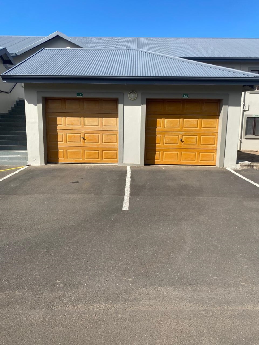 3 Bedroom Property for Sale in Wakenshaw Estate KwaZulu-Natal