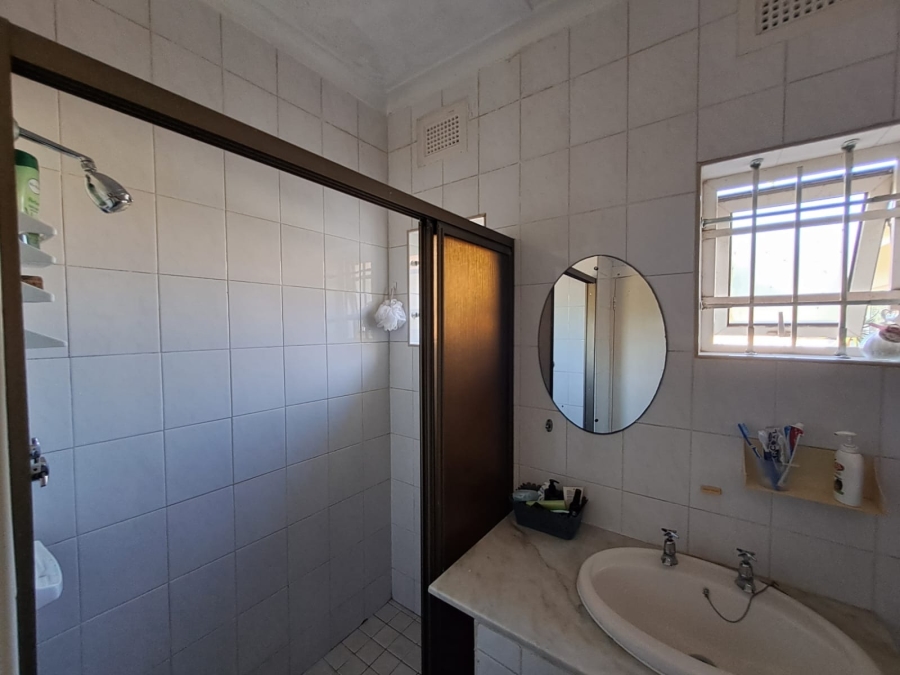 3 Bedroom Property for Sale in Glenwood KwaZulu-Natal