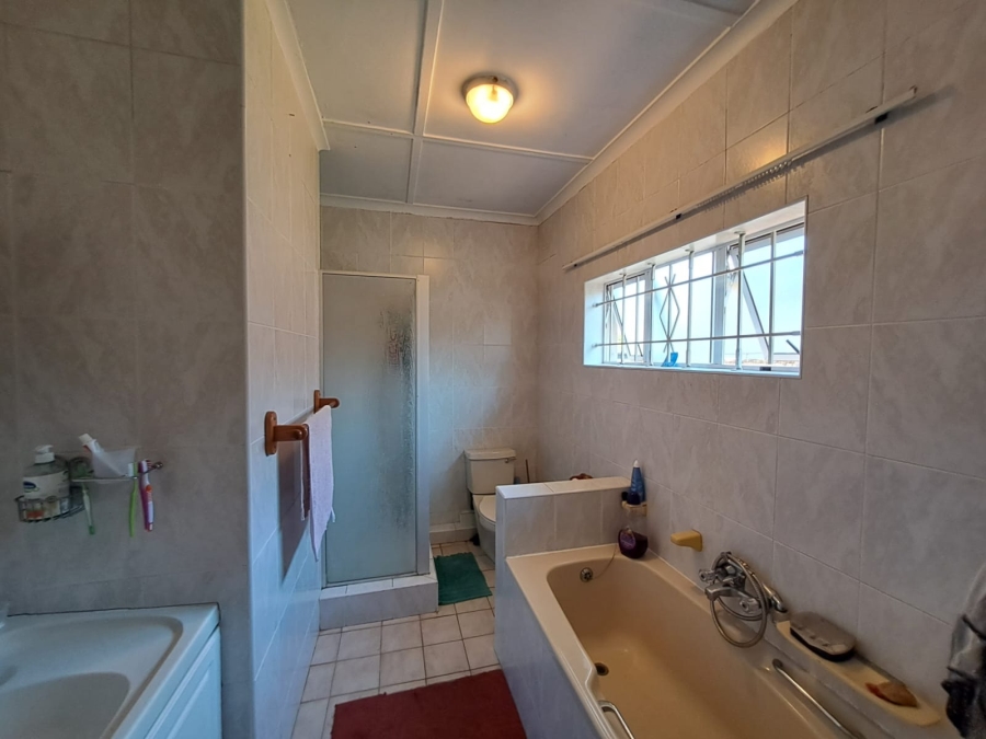 3 Bedroom Property for Sale in Glenwood KwaZulu-Natal
