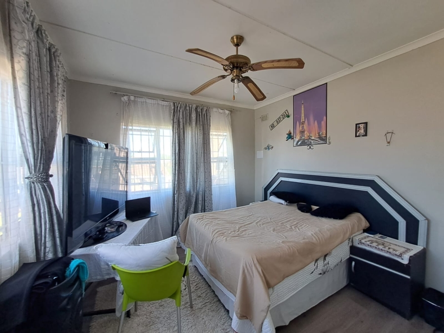 3 Bedroom Property for Sale in Glenwood KwaZulu-Natal
