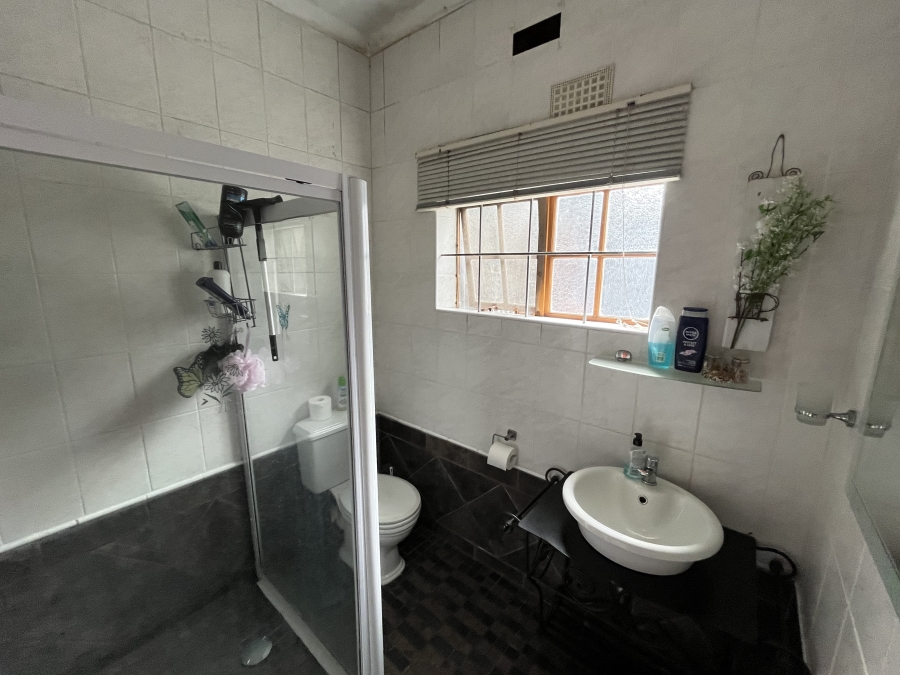 5 Bedroom Property for Sale in Ramsgate KwaZulu-Natal
