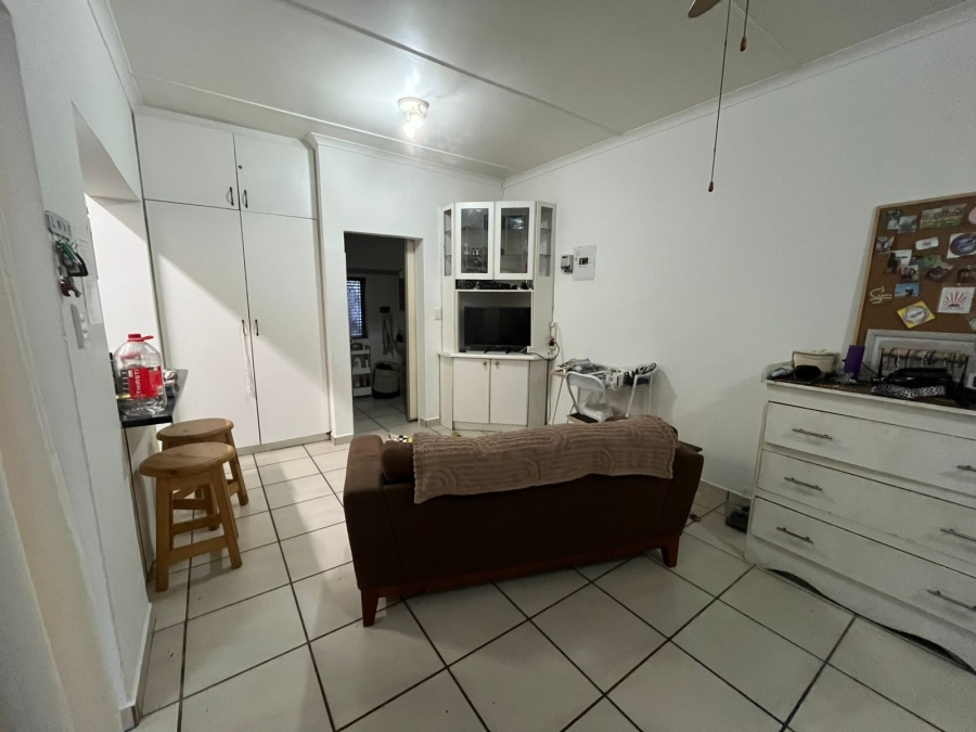 5 Bedroom Property for Sale in Ramsgate KwaZulu-Natal