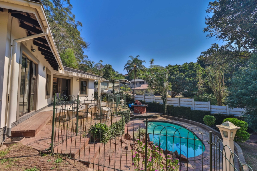 3 Bedroom Property for Sale in Rouken Glen KwaZulu-Natal