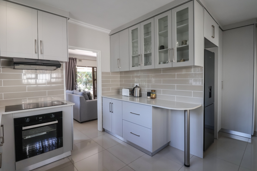 3 Bedroom Property for Sale in Rouken Glen KwaZulu-Natal