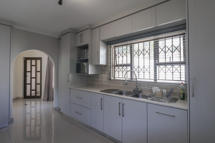 3 Bedroom Property for Sale in Rouken Glen KwaZulu-Natal