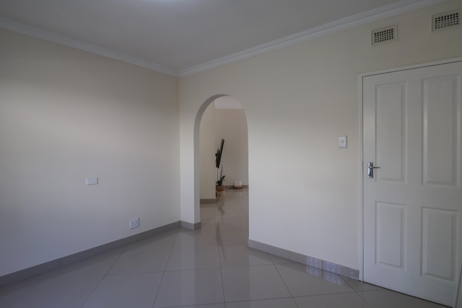 3 Bedroom Property for Sale in Rouken Glen KwaZulu-Natal