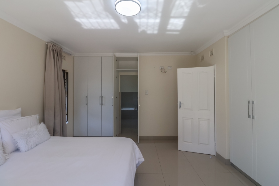 3 Bedroom Property for Sale in Rouken Glen KwaZulu-Natal