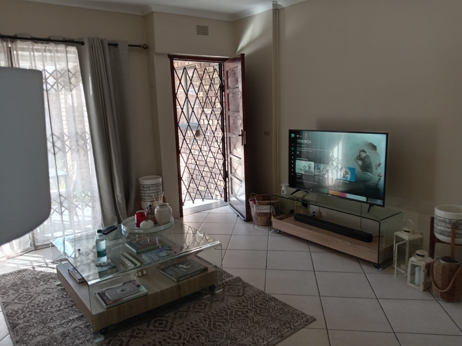 3 Bedroom Property for Sale in Meer En See KwaZulu-Natal