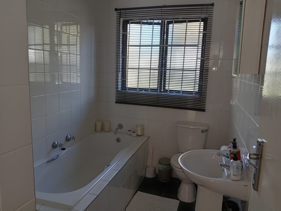 3 Bedroom Property for Sale in Meer En See KwaZulu-Natal