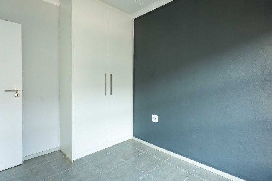 2 Bedroom Property for Sale in Amanzimtoti KwaZulu-Natal