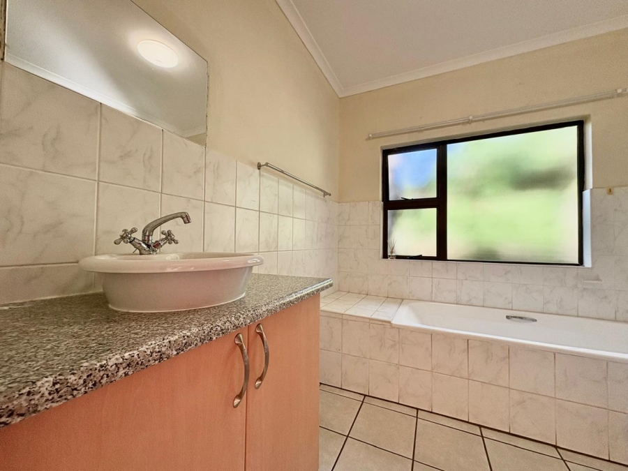 To Let 3 Bedroom Property for Rent in Ballito Central KwaZulu-Natal
