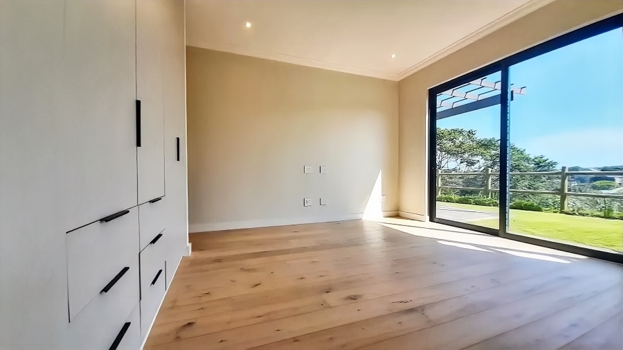 To Let 3 Bedroom Property for Rent in New Salt Rock City KwaZulu-Natal