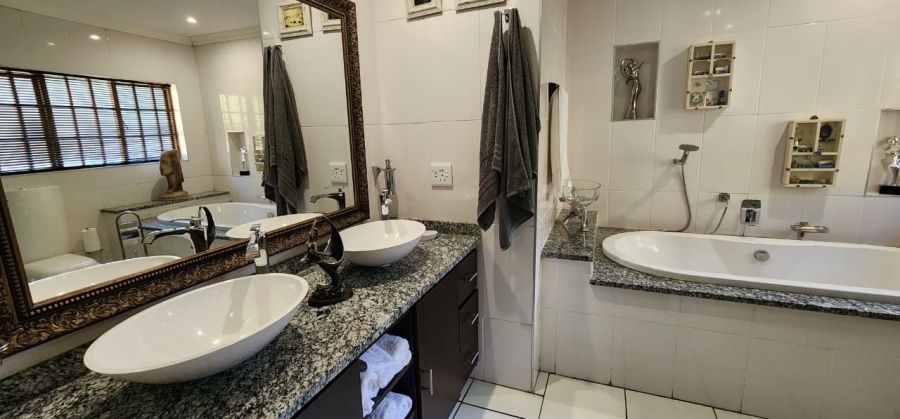 4 Bedroom Property for Sale in Chelmsfordville KwaZulu-Natal