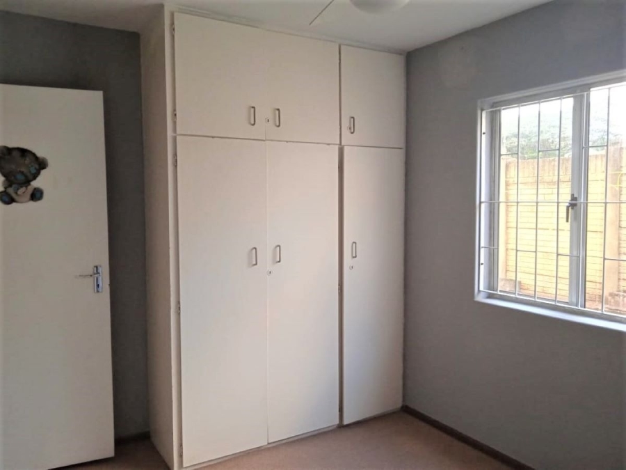 To Let 2 Bedroom Property for Rent in Bluff KwaZulu-Natal