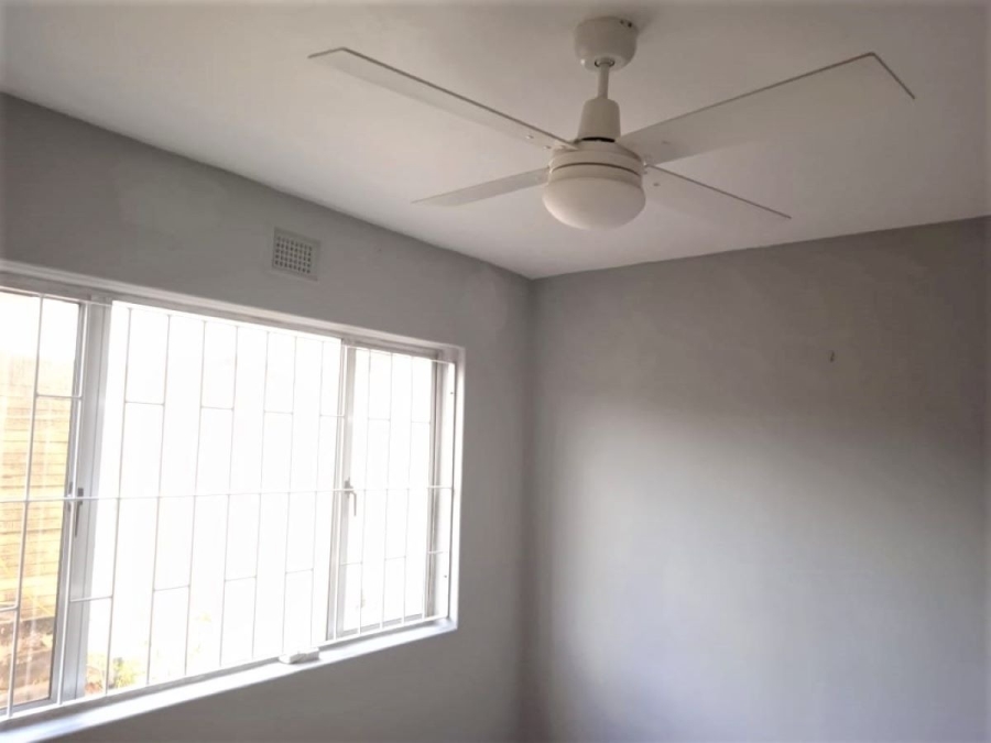 To Let 2 Bedroom Property for Rent in Bluff KwaZulu-Natal